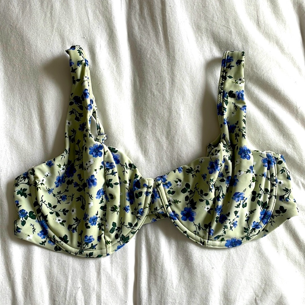 Abercrombie Bikini Top Fuller Bust